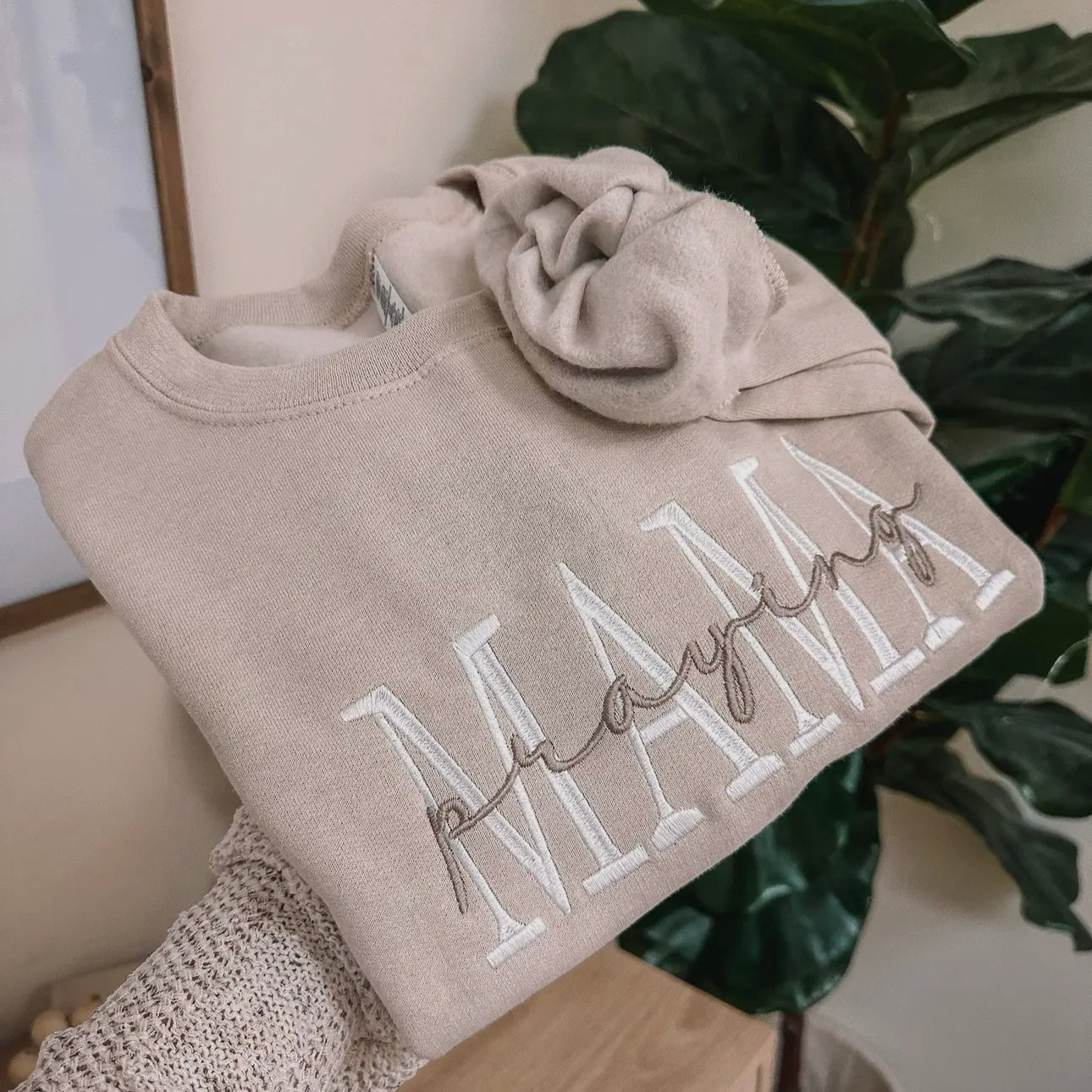 Embroidered Praying Mama Sweatshirt in Sand