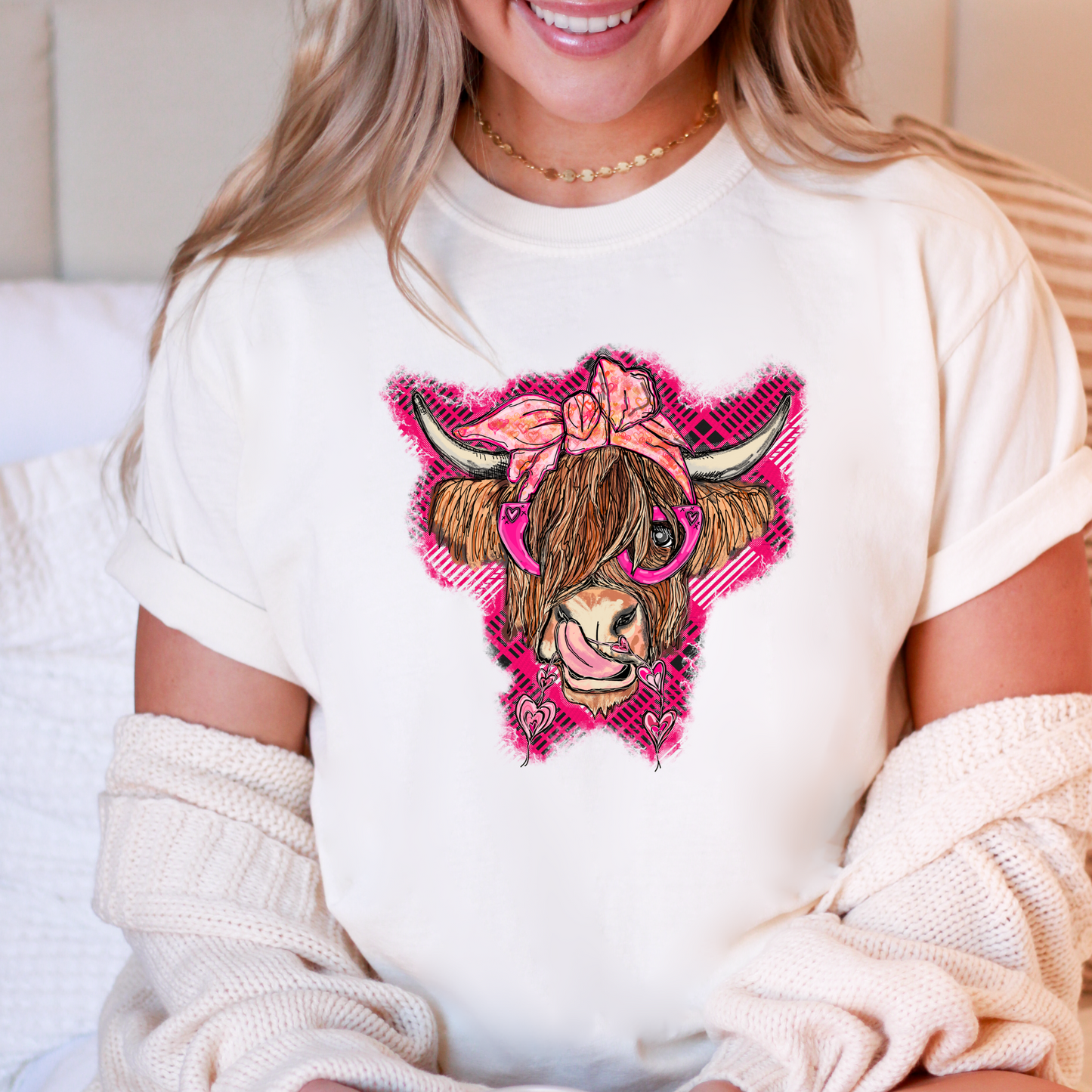 Highland Cow Valentine's Tee